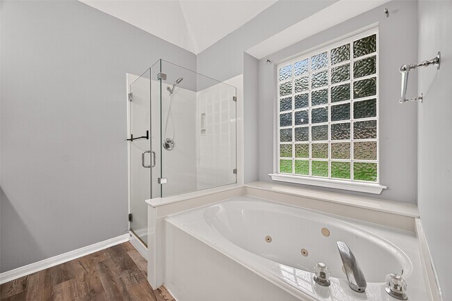 Building Photo - 14531 Chestnut Falls Dr