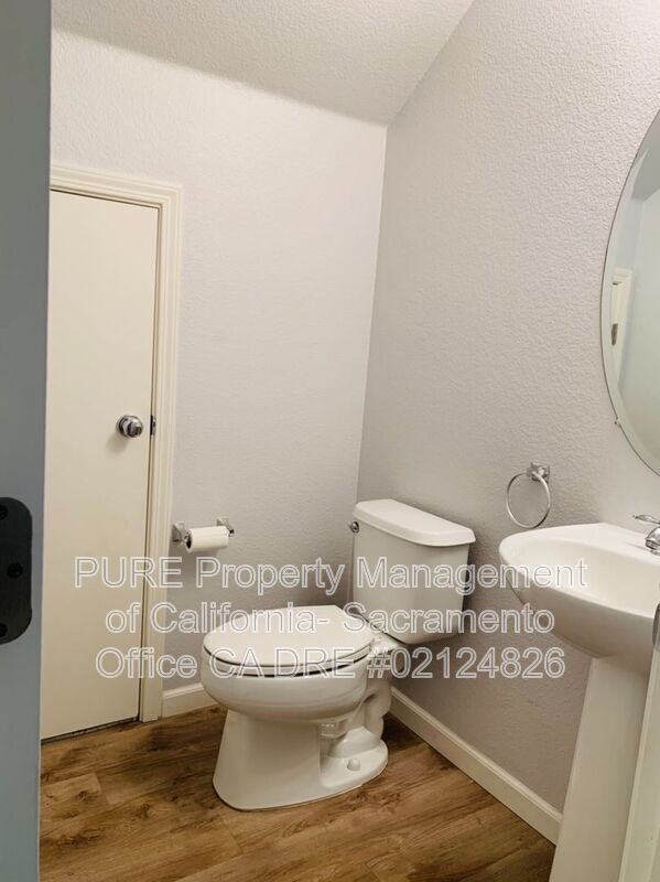 Building Photo - 140 Vento Ct