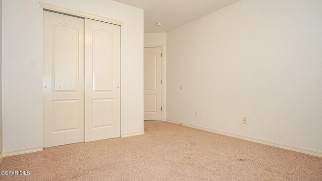 Building Photo - 14613 Sunny Land Ave