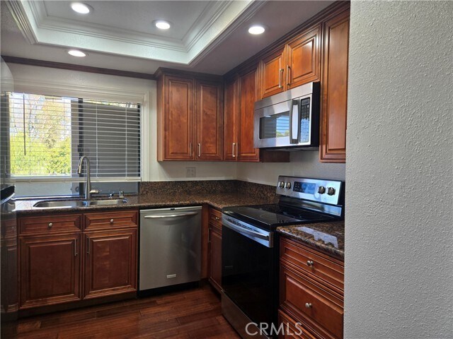 Building Photo - 13644 La Jolla Cir