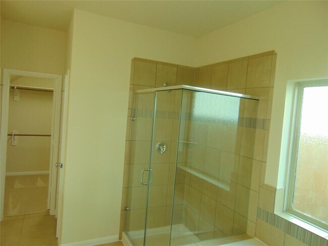 Building Photo - 24782 Levante Dr