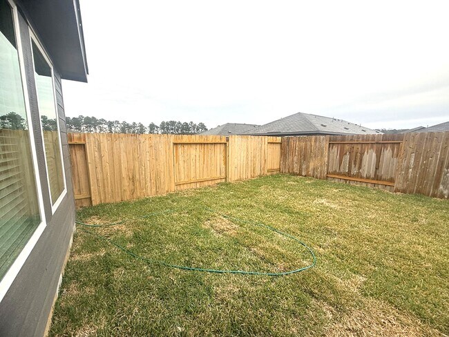 Building Photo - 1520 Crowson Rdg