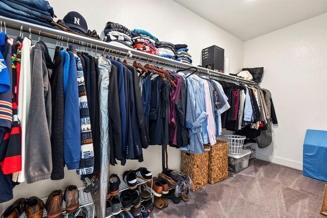 Building Photo - 7505 Belfair Ter