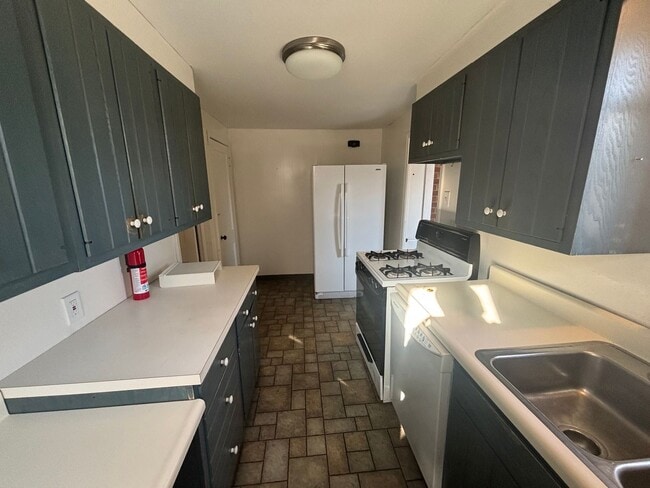 Building Photo - New Year, New Home, $500 Off! This is a Lease-to-Own – Not a typical rental.