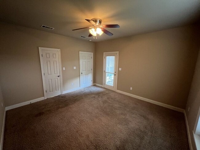 Building Photo - 2568 Middletowne Dr