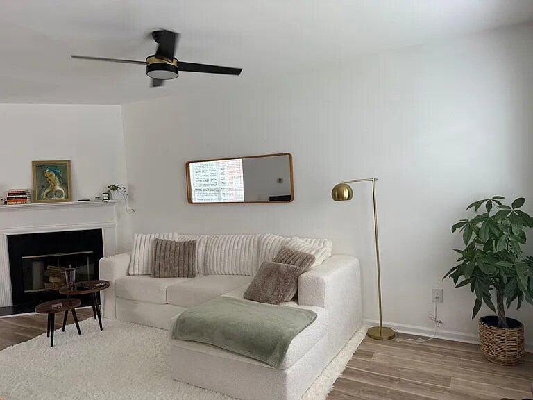 Building Photo - 1509 Cove Creek Cir