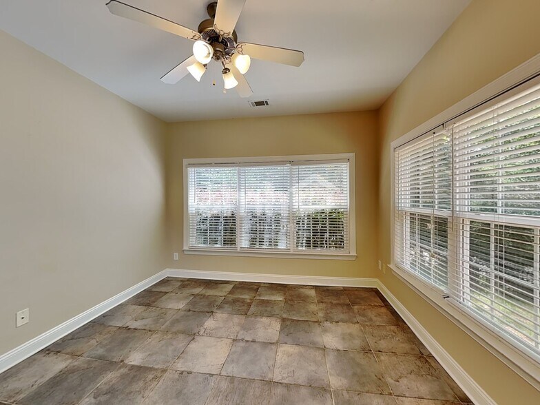 Building Photo - 8068 Andrew Franklin Dr