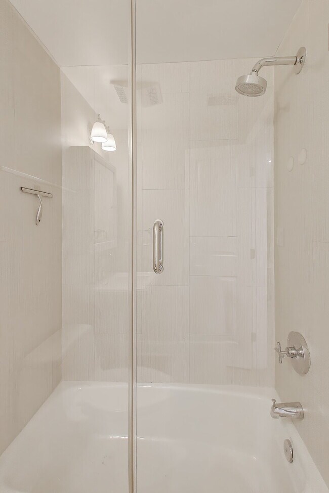 Building Photo - 1306 Rhode Island Ave NW