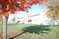 Building Photo - 120 Twyckenham Blvd