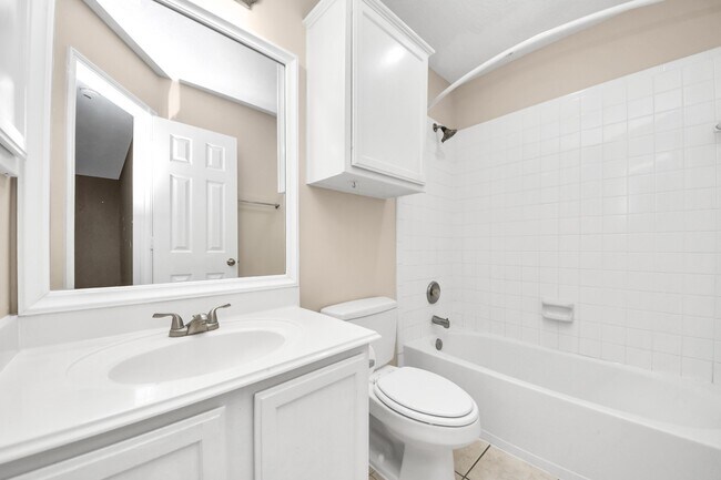 Building Photo - 4126 Midstream Dr