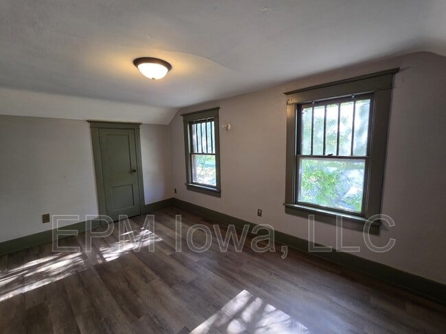 Building Photo - 1125 Ackermant St