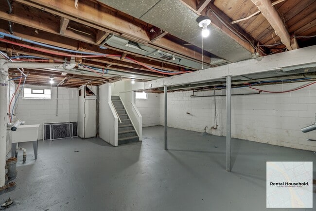 Building Photo - 12511 Whitehill St