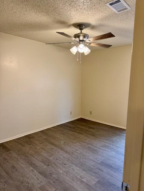 Building Photo - 3001 Parker Ln