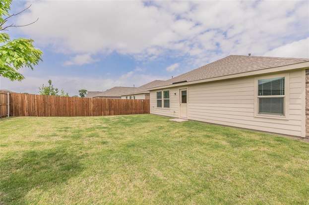 Building Photo - 1705 Avery Pointe Dr