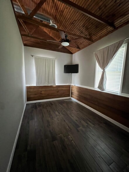 One bedroom - 729 Highway 314