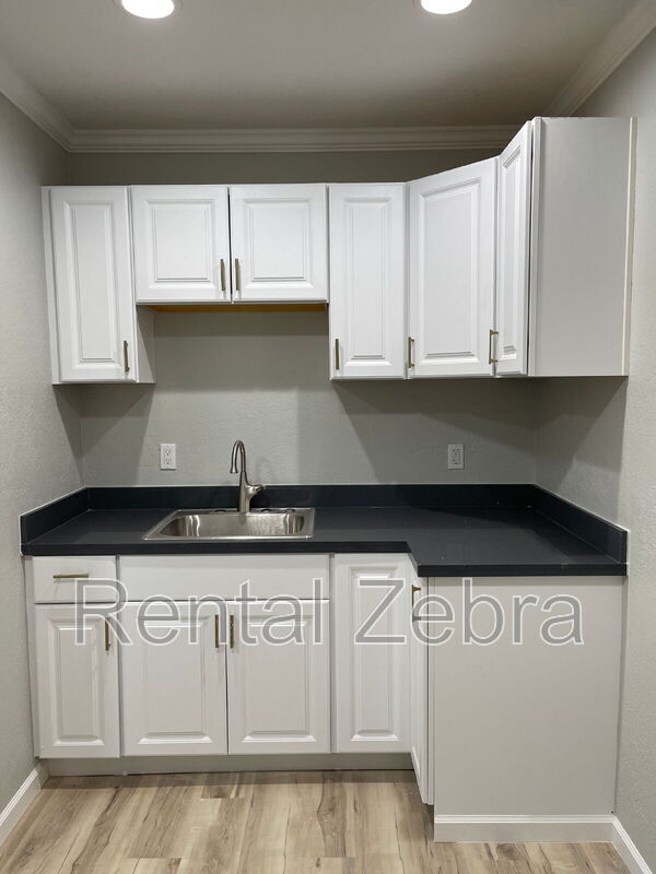 Building Photo - 343 Arlen Dr