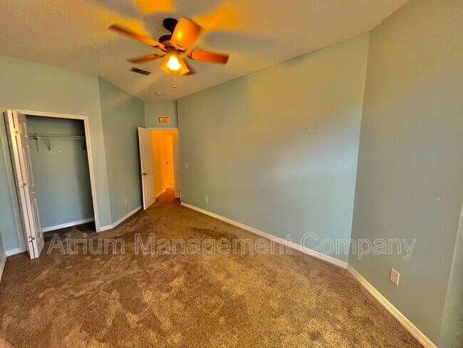 Building Photo - 3651 Oakdale Cir
