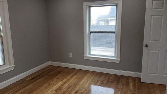 Primary Photo - 230 Granite St