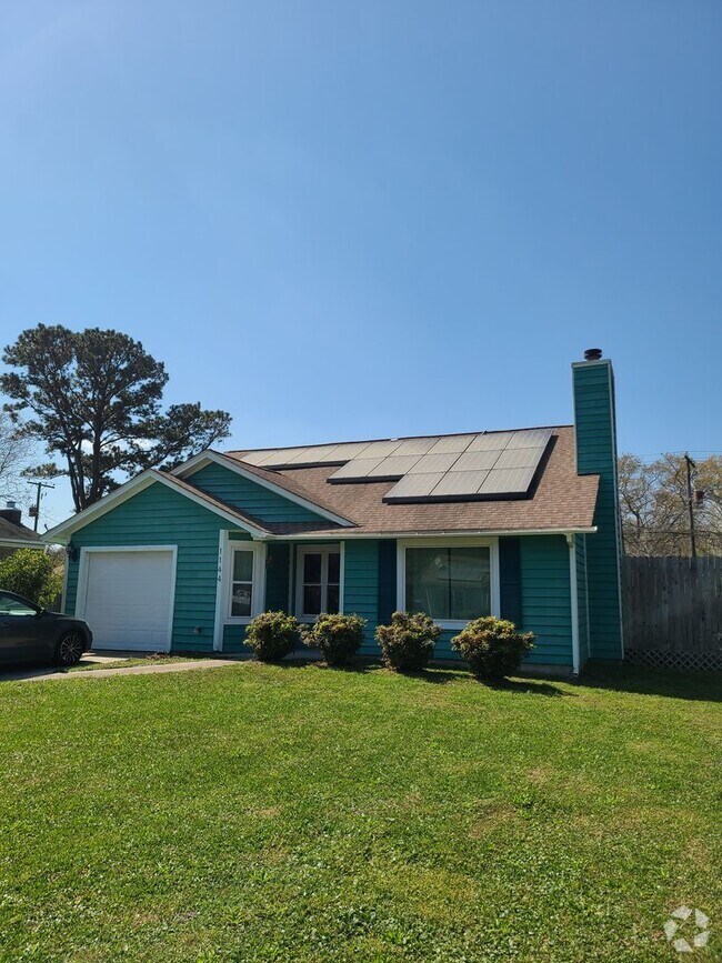 Building Photo - Cozy Home in Prime Location!