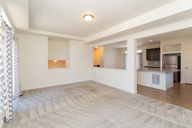 Building Photo - Move-In Ready Home in Desirable Banning Lewis Ranch!!
