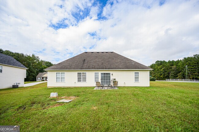 Building Photo - 11 Cobblestone Dr NW