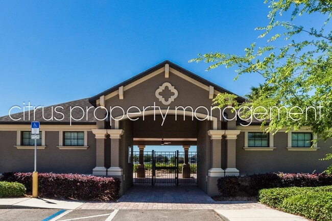 Building Photo - Charming and Immaculate, Updated 5/3 in Winter Garden's Alexander Ridge