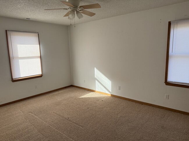 Building Photo - 137 Florida Park Rd