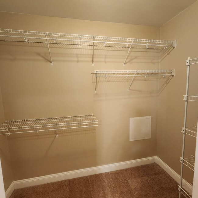 Building Photo - Morehead City Townhouse