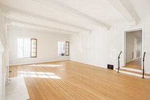 Building Photo - 165 S Mansfield Ave