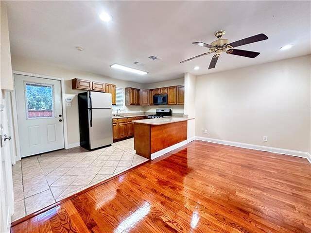 Building Photo - 2125 Valmont St