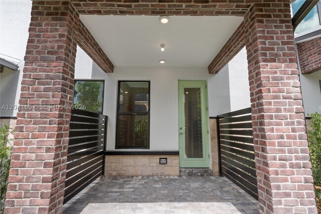 Building Photo - 8344 NW 7th Pl