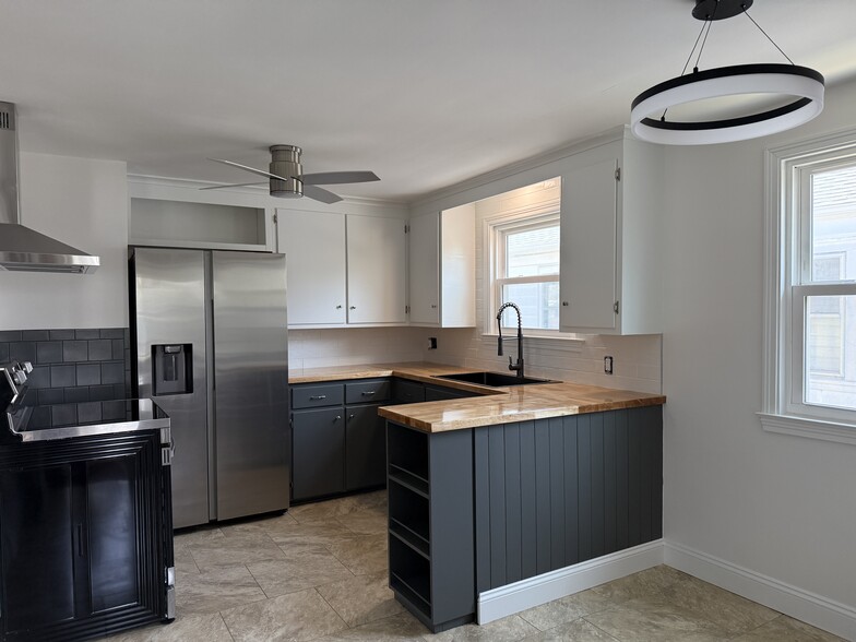 Building Photo - 312 Nassau Ave