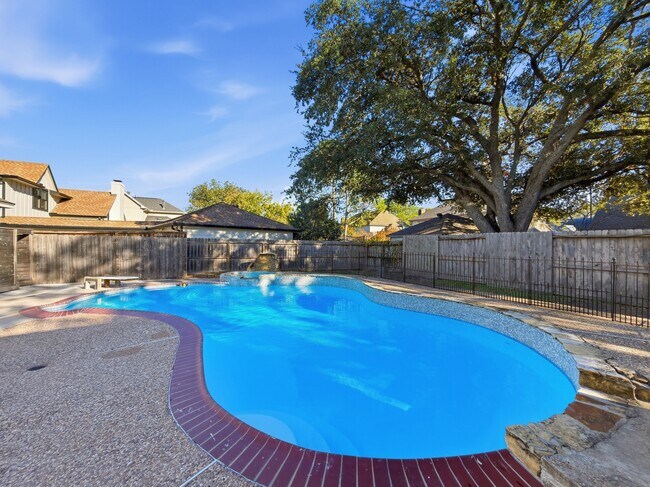 Building Photo - 11507 Del Monte Dr