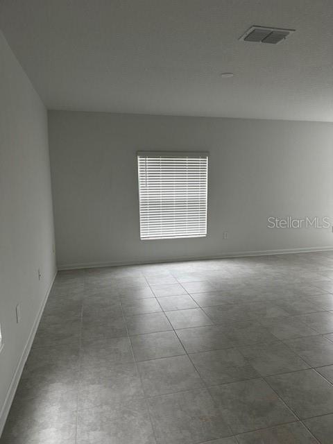 Building Photo - 1053 Waterfall Blvd