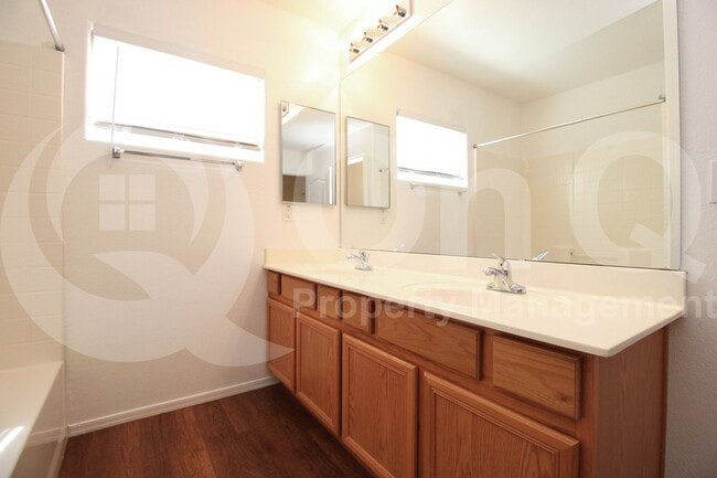 Building Photo - 8078 W Mary Jane Ln
