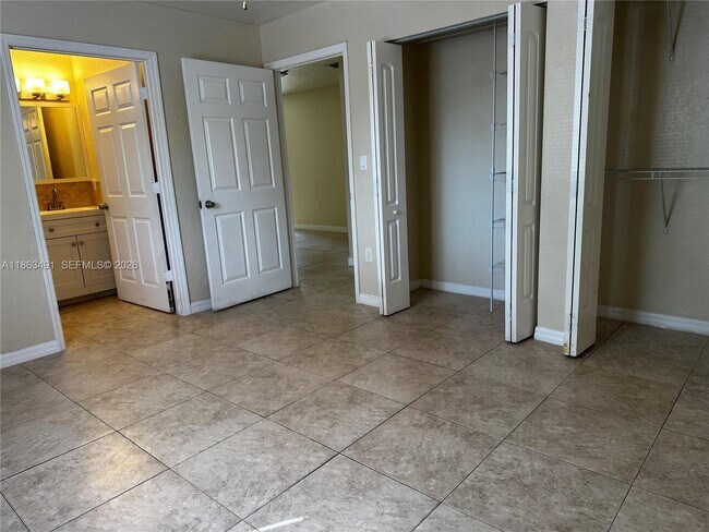 Building Photo - 1465 NW 59th St