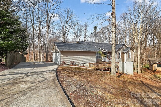 Building Photo - 6238 King George Dr