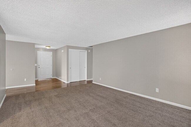 Building Photo - 3 Bedroom Ranch