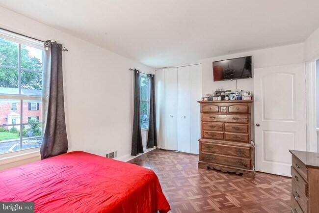 Building Photo - 9832 Buckner Rd