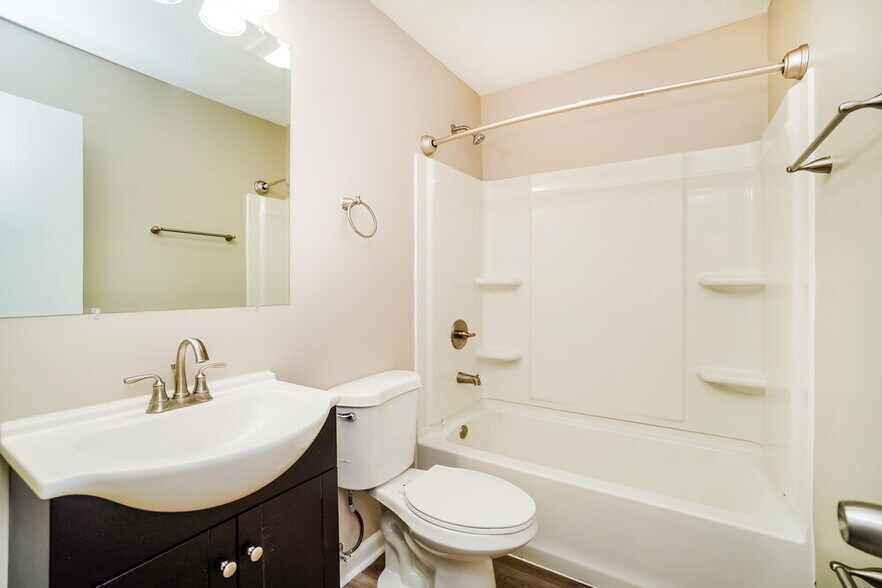 Building Photo - 8435 Priestley Dr