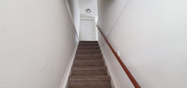 Building Photo - 2 br, 1 bath Condo - 50031 S Benny Ct