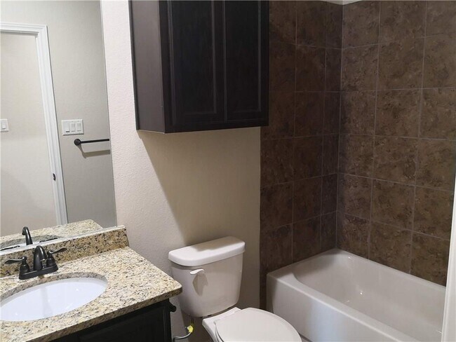 Building Photo - 233 Joanne Lp