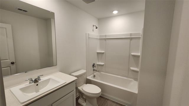 Building Photo - 3237 Kiso Pkwy