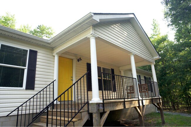 Primary Photo - 152 Weaver Dairy Rd