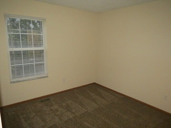 Building Photo - 4012 Cailin Dr