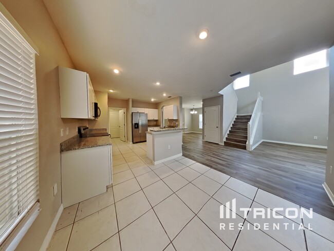 Building Photo - 11101 Robin Lake Ct