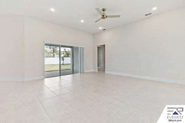 Building Photo - 3 Praver Ln