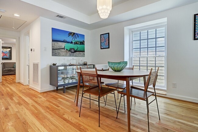 Building Photo - 1523 Harvard St