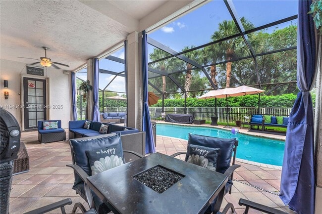 Building Photo - 19500 SW 39th Ct