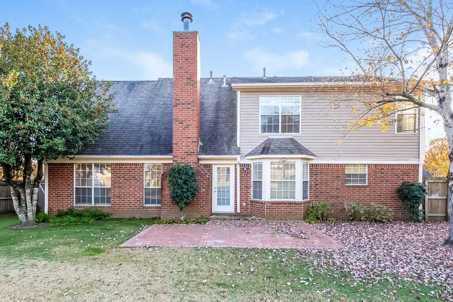 Building Photo - 5996 Southbend Ln